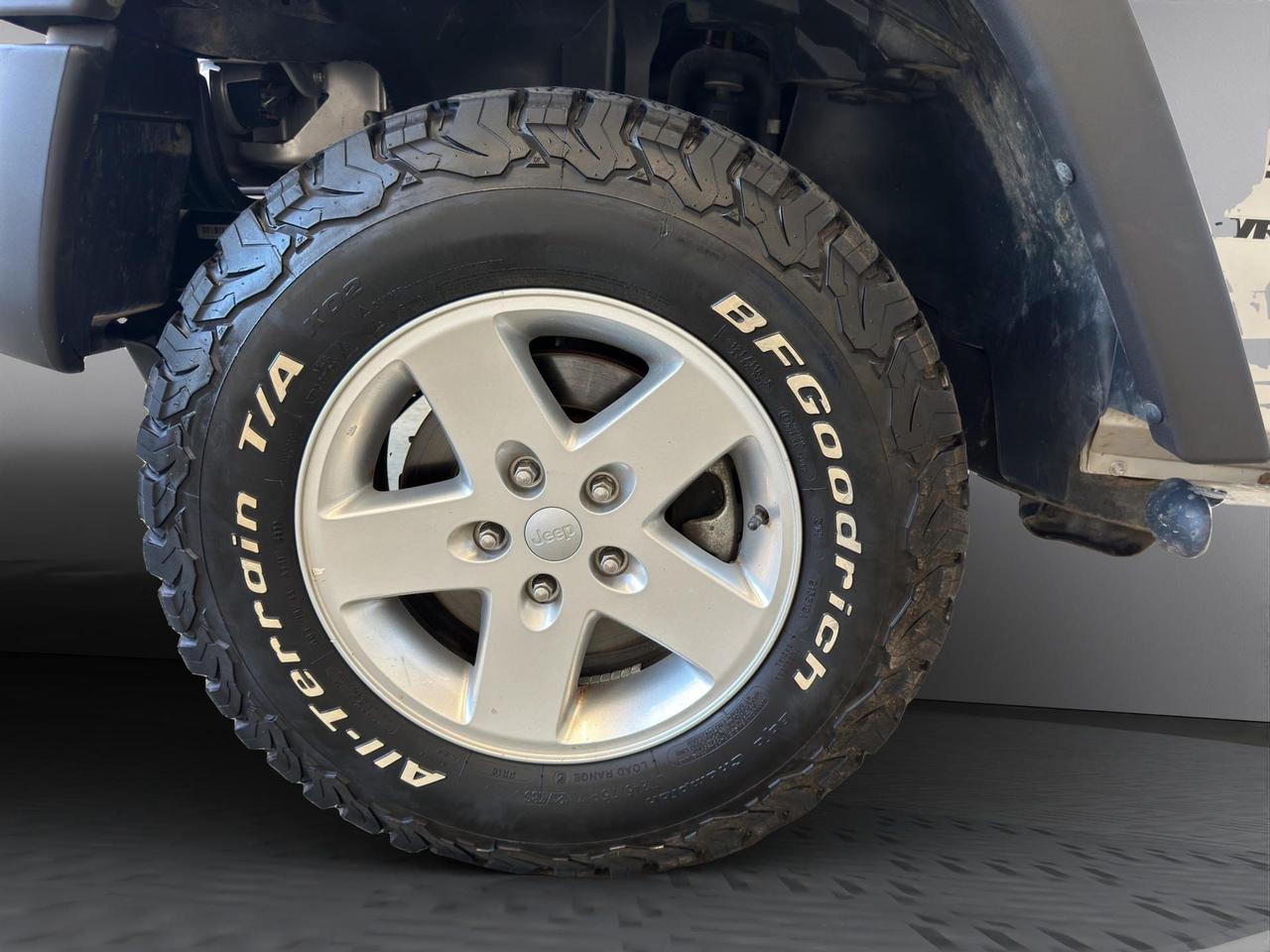 Jeep Wrangler 3p 2.8 crd SPORT dpf