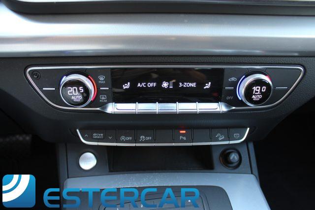 AUDI Q5 30 TDI S tronic Business Sport