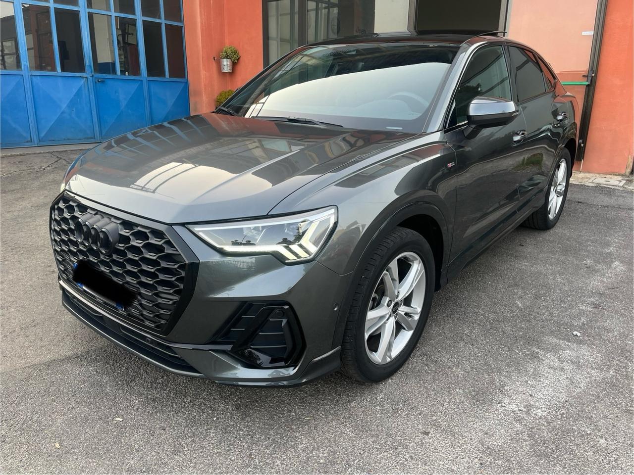 Audi Q3 SPB 35TDI S tronic line edition-solo Km30000-