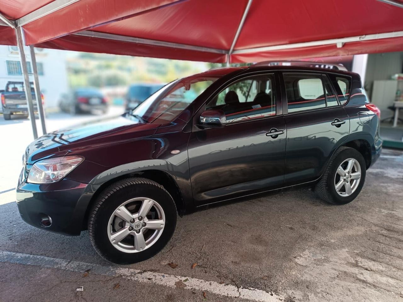 TOYOTA RAV 4 2.2 D-4D 136 4X4