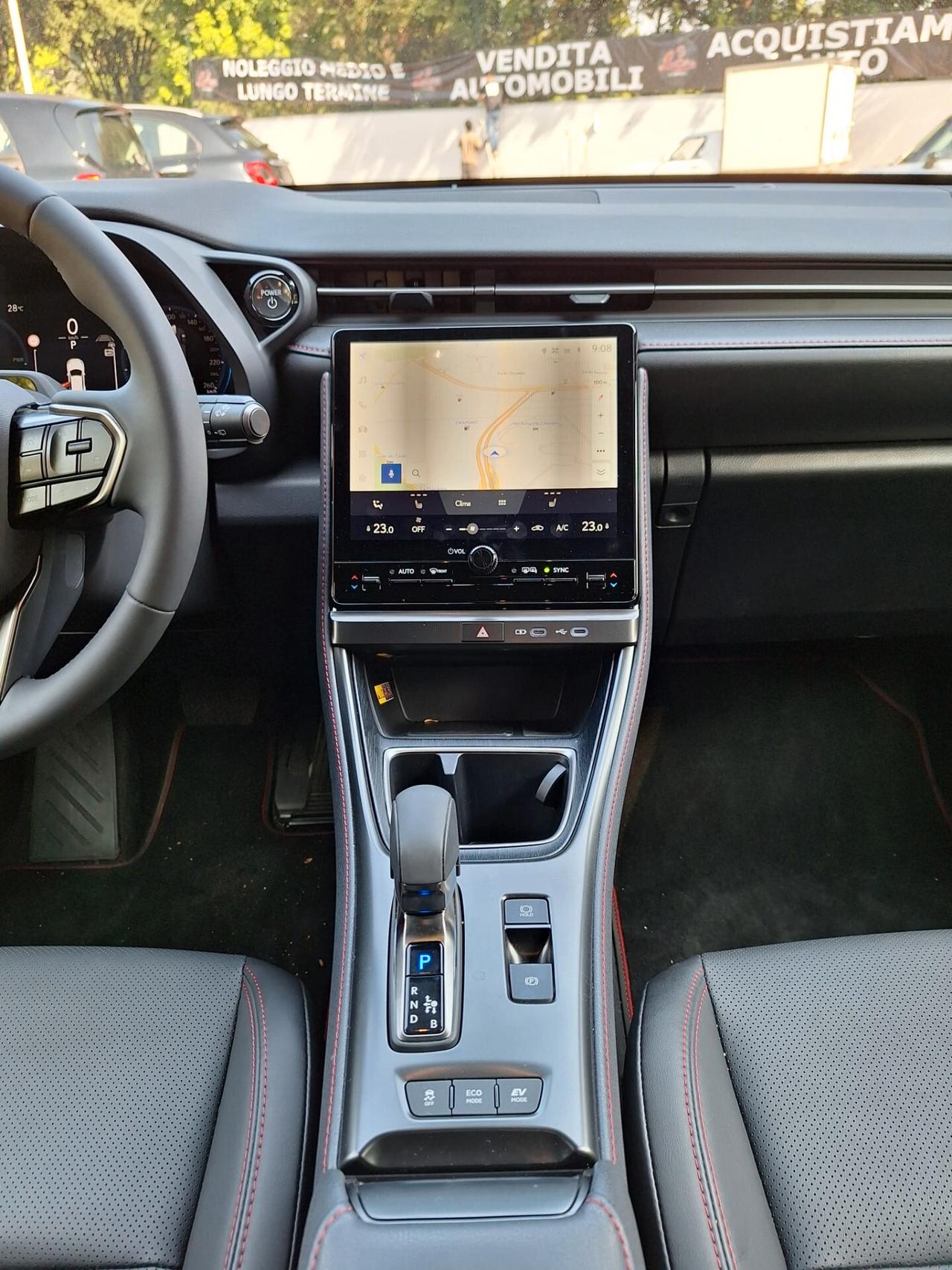 Lexus LBX Hybrid Emotion