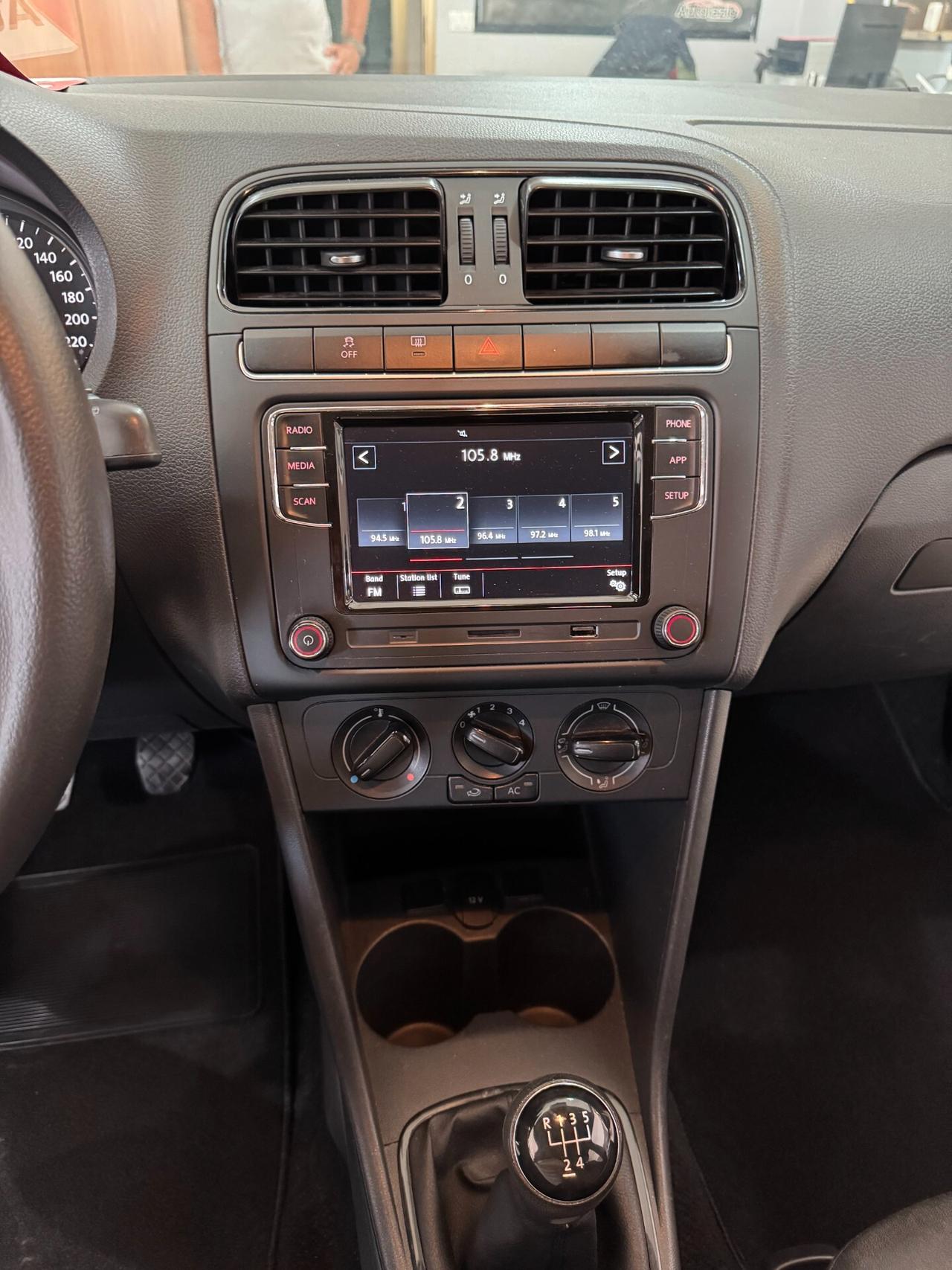 Volkswagen Polo 1.2 Benzina 5 porte 60 cv. Trendline OK NEOPATENTATI