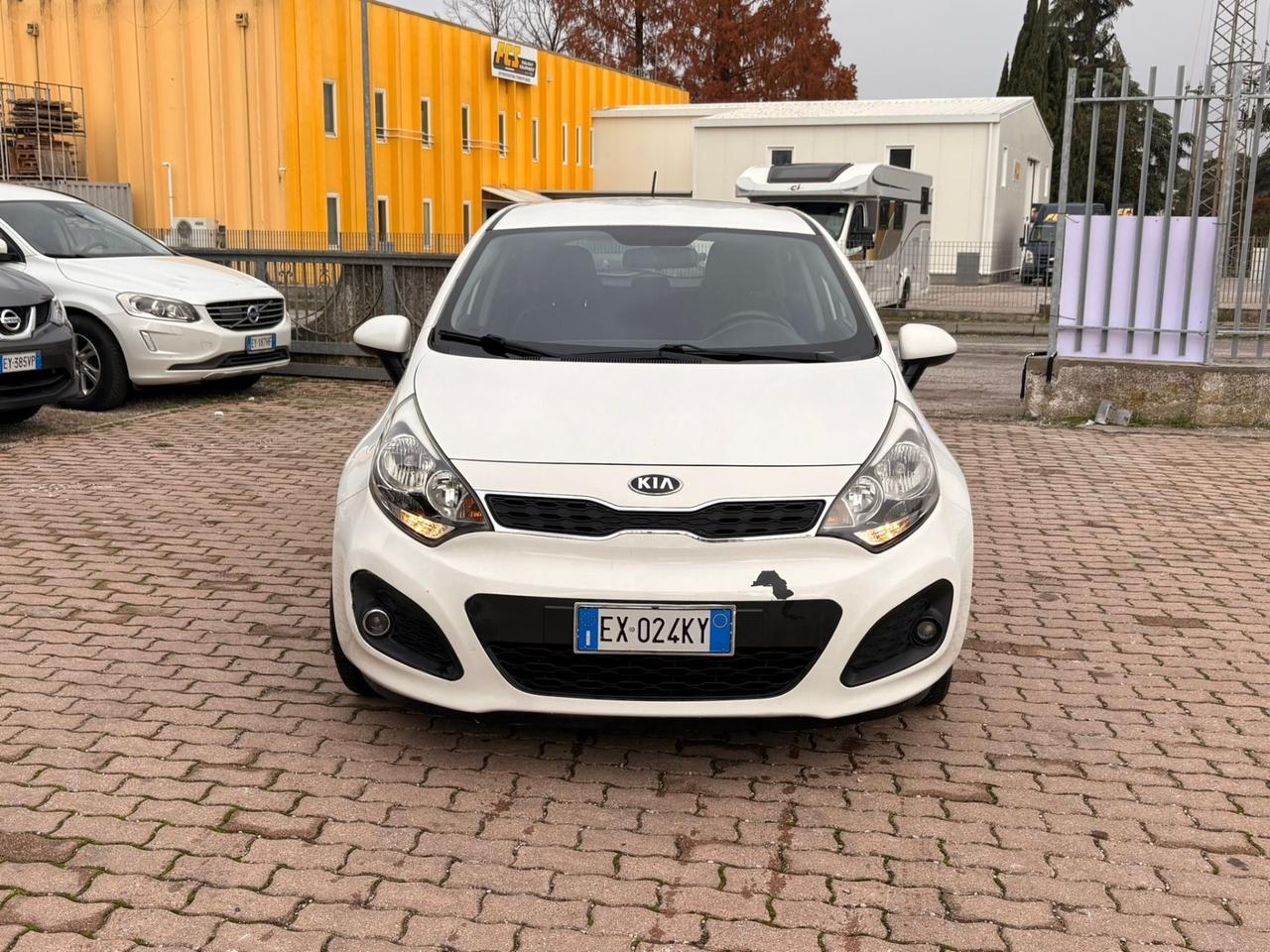Kia Rio 1.1 CRDi 5p. Cool