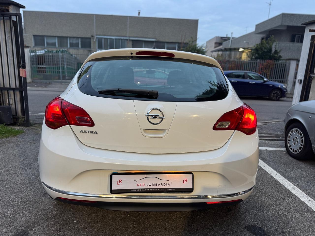 Opel Astra 1.4 Turbo 140CV Sports Tourer GPL Tech Cosmo