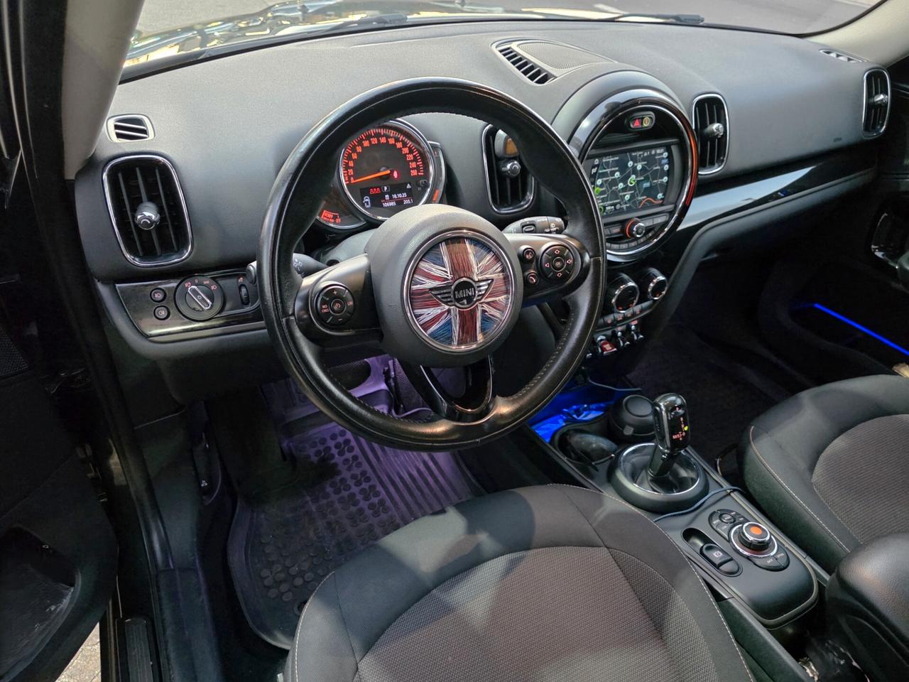 Mini Cooper D Countryman 2.0 Business Edition Automatica