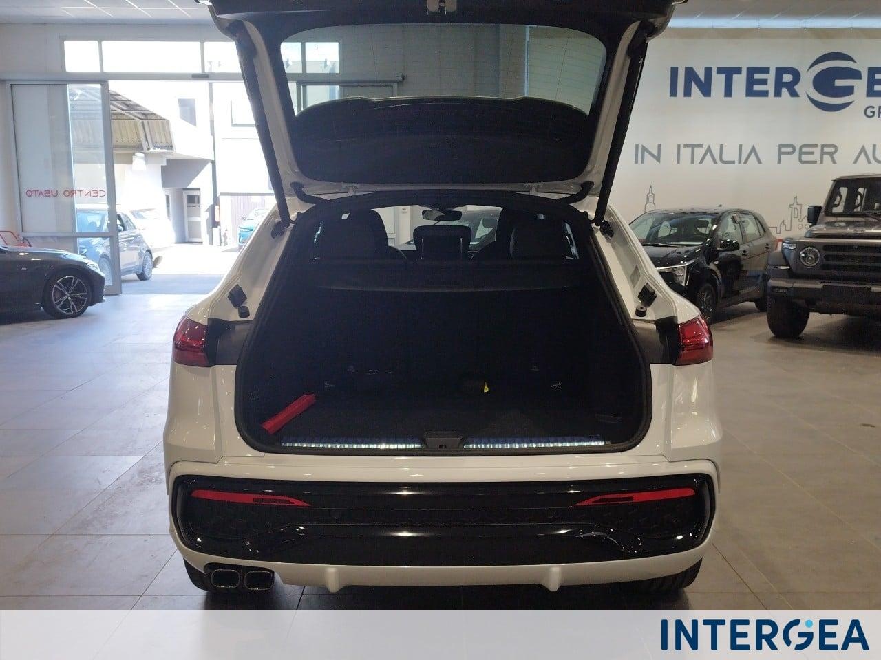 AUDI Q5 Sportback 2.0 tdi mhev+ S line edition quattro 204cv s-tronic