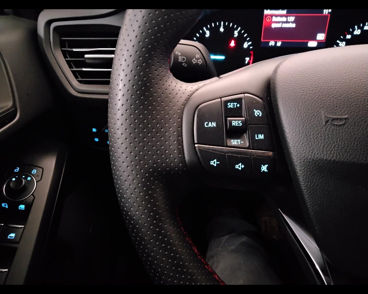 FORD Focus V 2022 - Focus 1.0t ecoboost h ST-Line 125cv