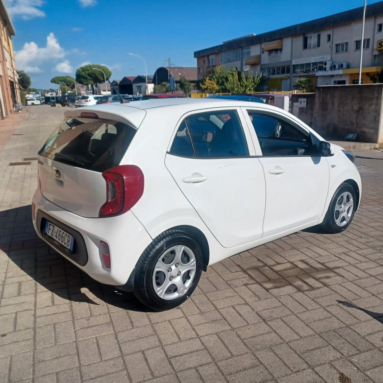 58.968KM COME NUOVA PICANTO 1.0 PER NEOPATENTATI