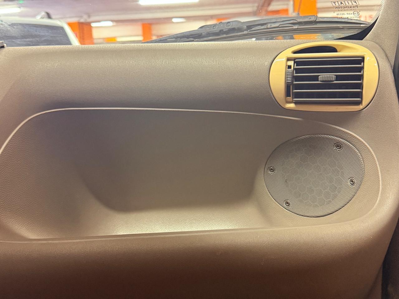 BELLISSIMA FIAT 600 ADATTA A NEOPATENTATI