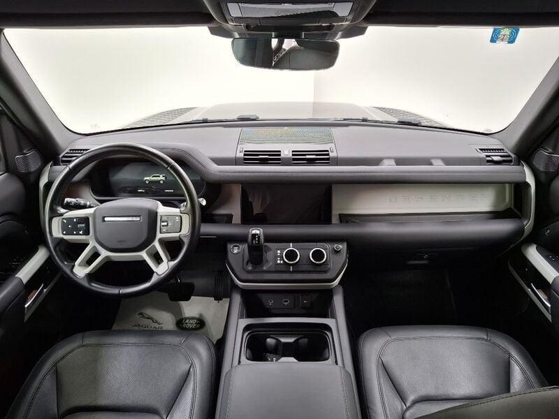 Land Rover Defender 3.0D I6 200 110 SE AWD auto. AUTOCARRO N1