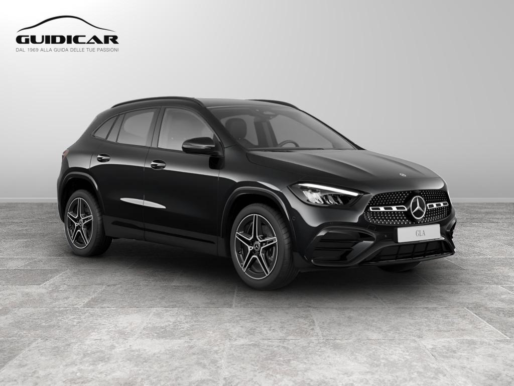 Mercedes-Benz GLA 180 d Automatic