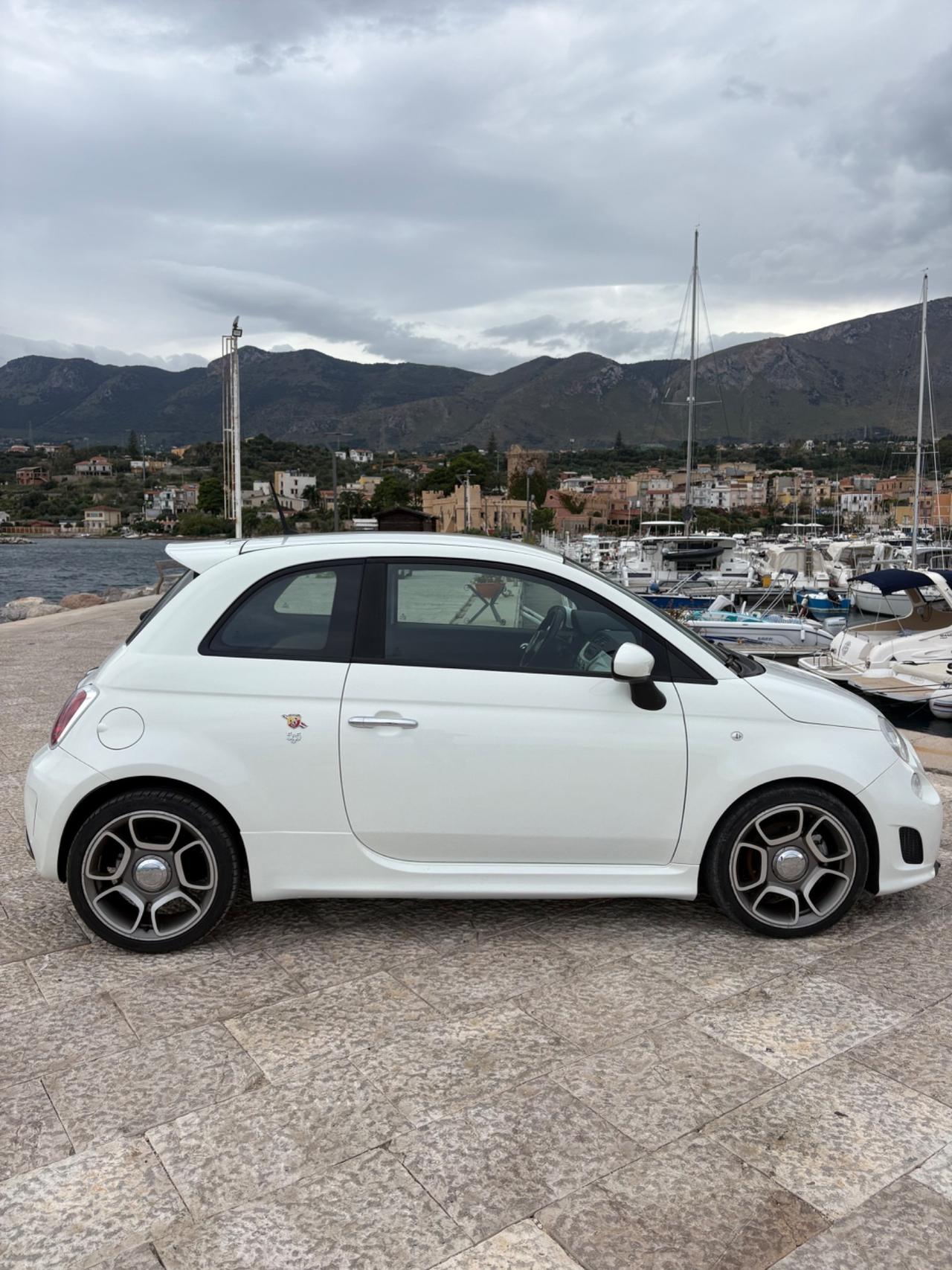 Abarth 595 1.4 Turbo T-Jet 140 CV