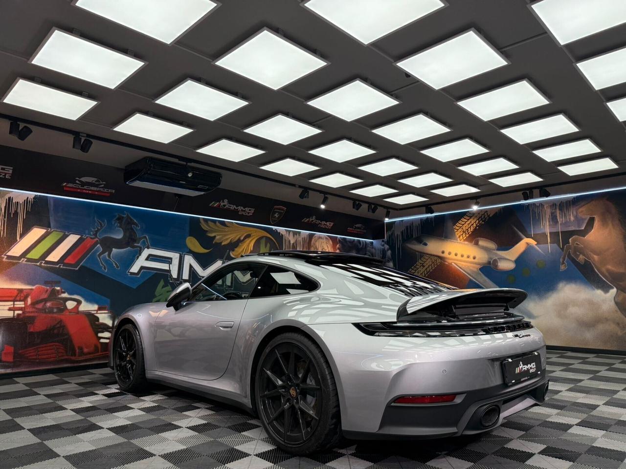 Porsche 911 Carrera (104)