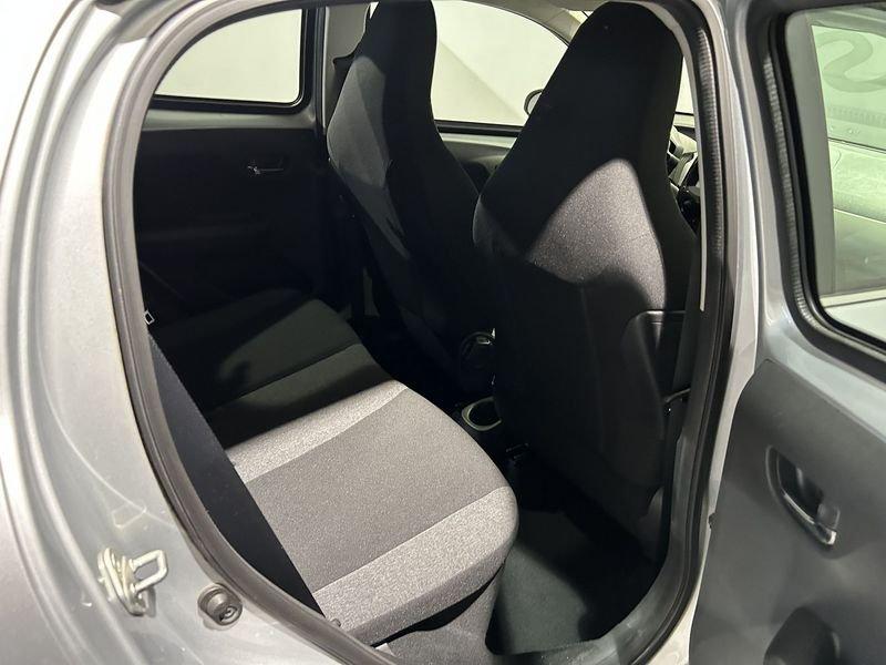 Citroën C1 C1 1.0 VTi 68 5 porte Shine + NAVIGATORE