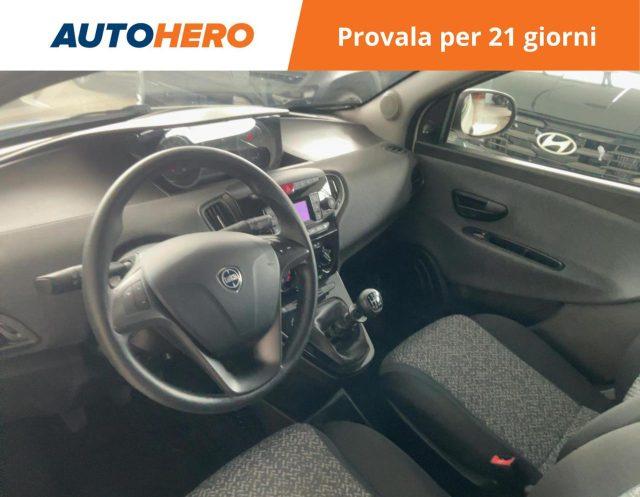LANCIA Ypsilon 1.0 FireFly 5 porte S&S Hybrid Ecochic Silver