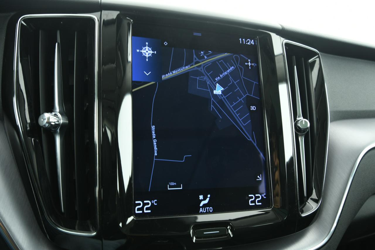 VOLVO XC60 2.0 t6 phev Inscription awd auto SOSPENSIONI+TETTO PANO+PELLE