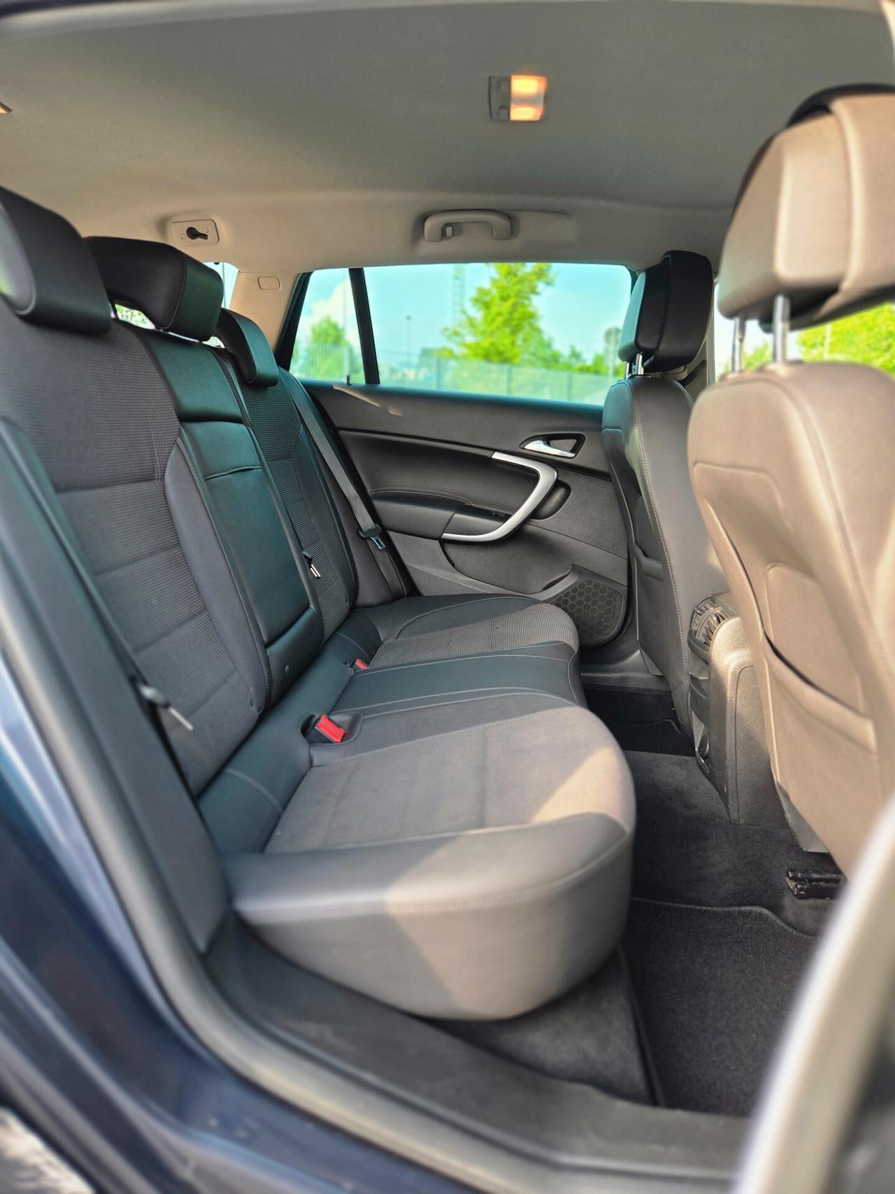 Opel Insignia 2.0 CDTI Sports Tourer Cosmo