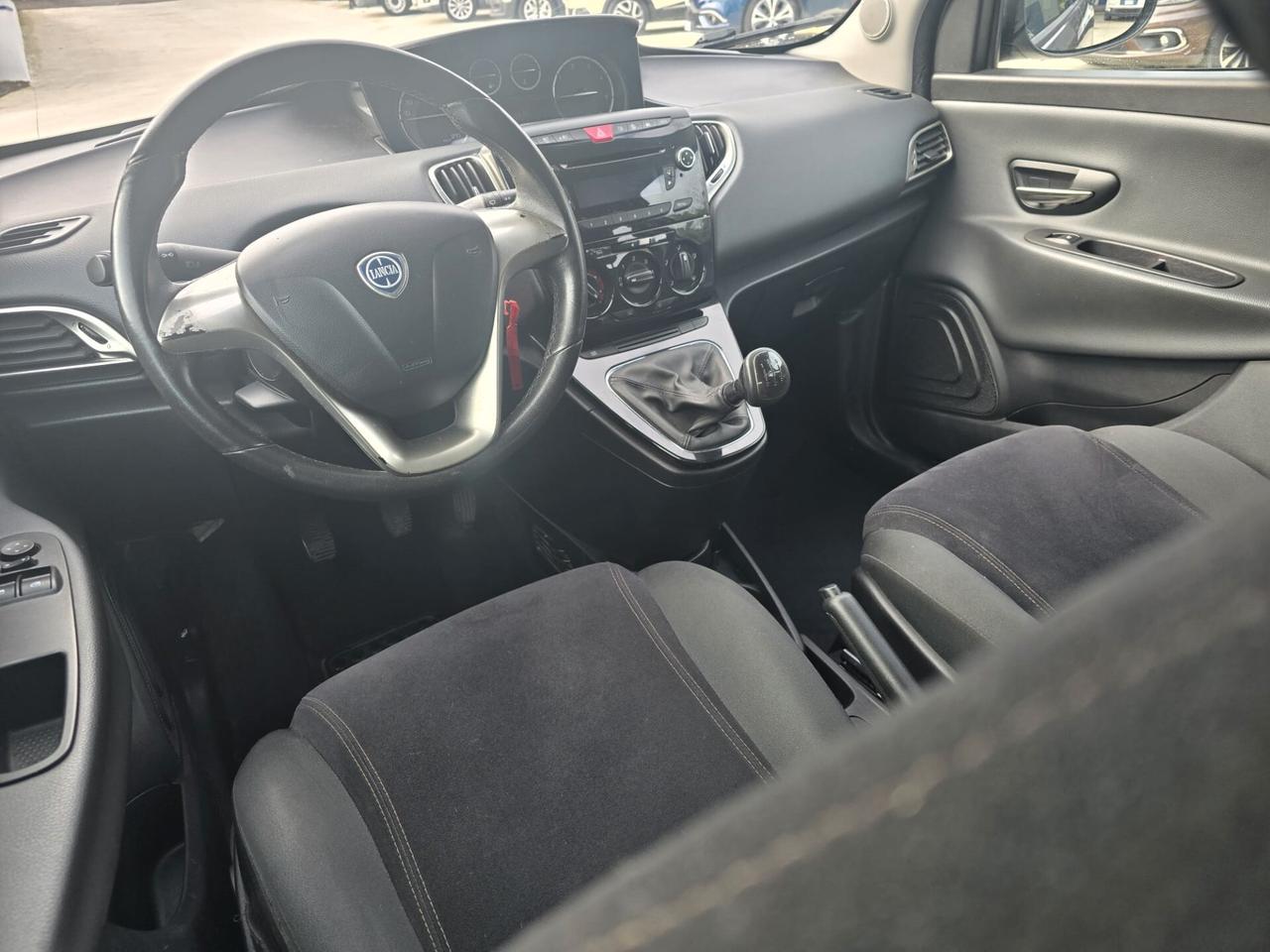 Lancia Ypsilon 1.3 MJT 16V 95 CV 5 porte S&S Gold