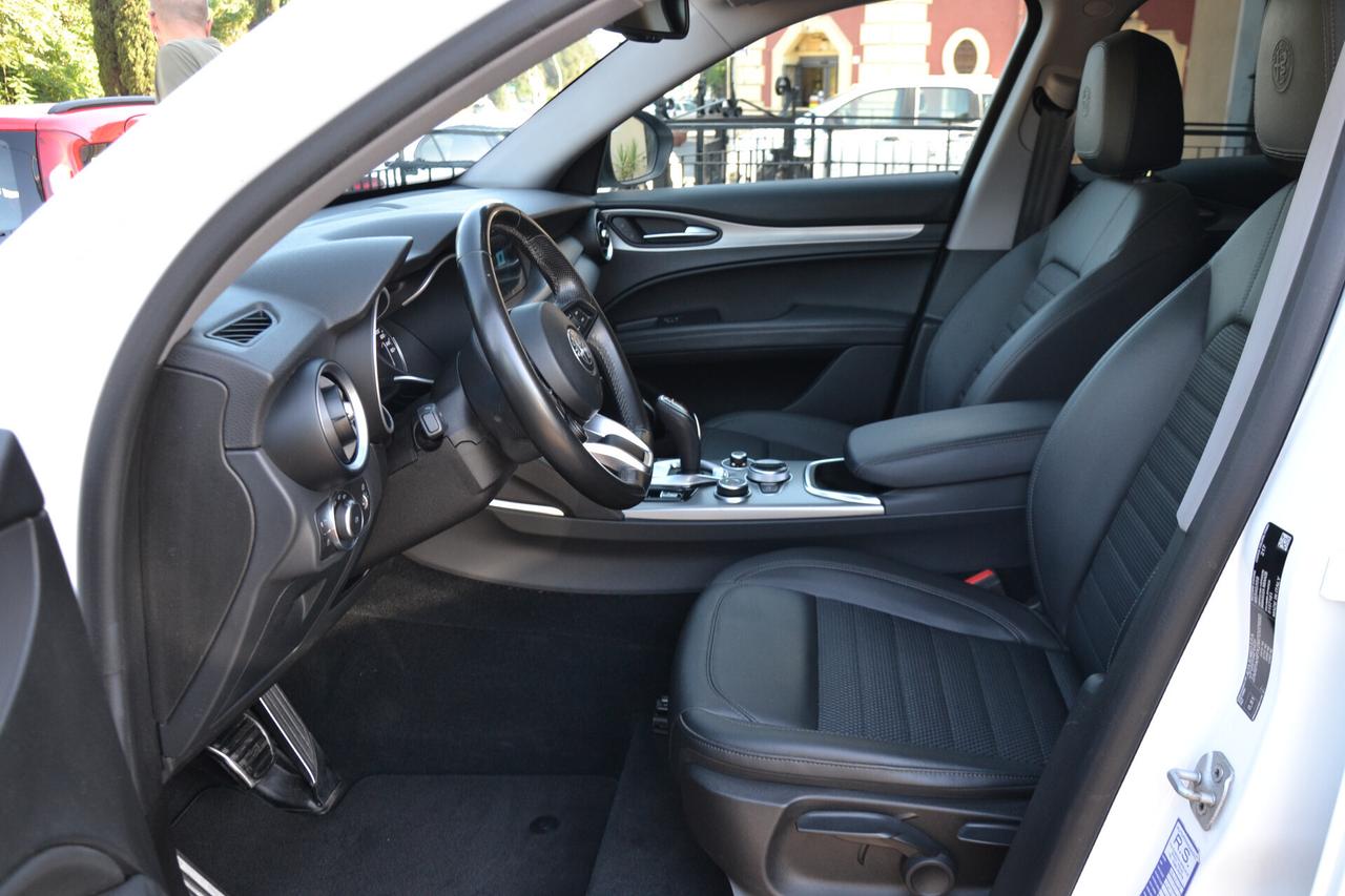 Alfa Romeo Stelvio 2.2 190CV AT8 Q4 SPRINT • PREZZO SENZA VINCOLI • UNIPRO' • ITALIANA • FATTURABILE • GARANZIA 12 MESI