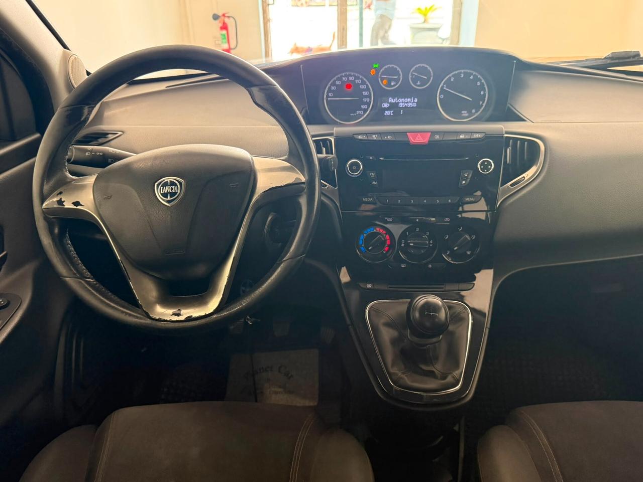 Lancia Ypsilon 1.2 69 CV 5 porte GPL Ecochic Platinum