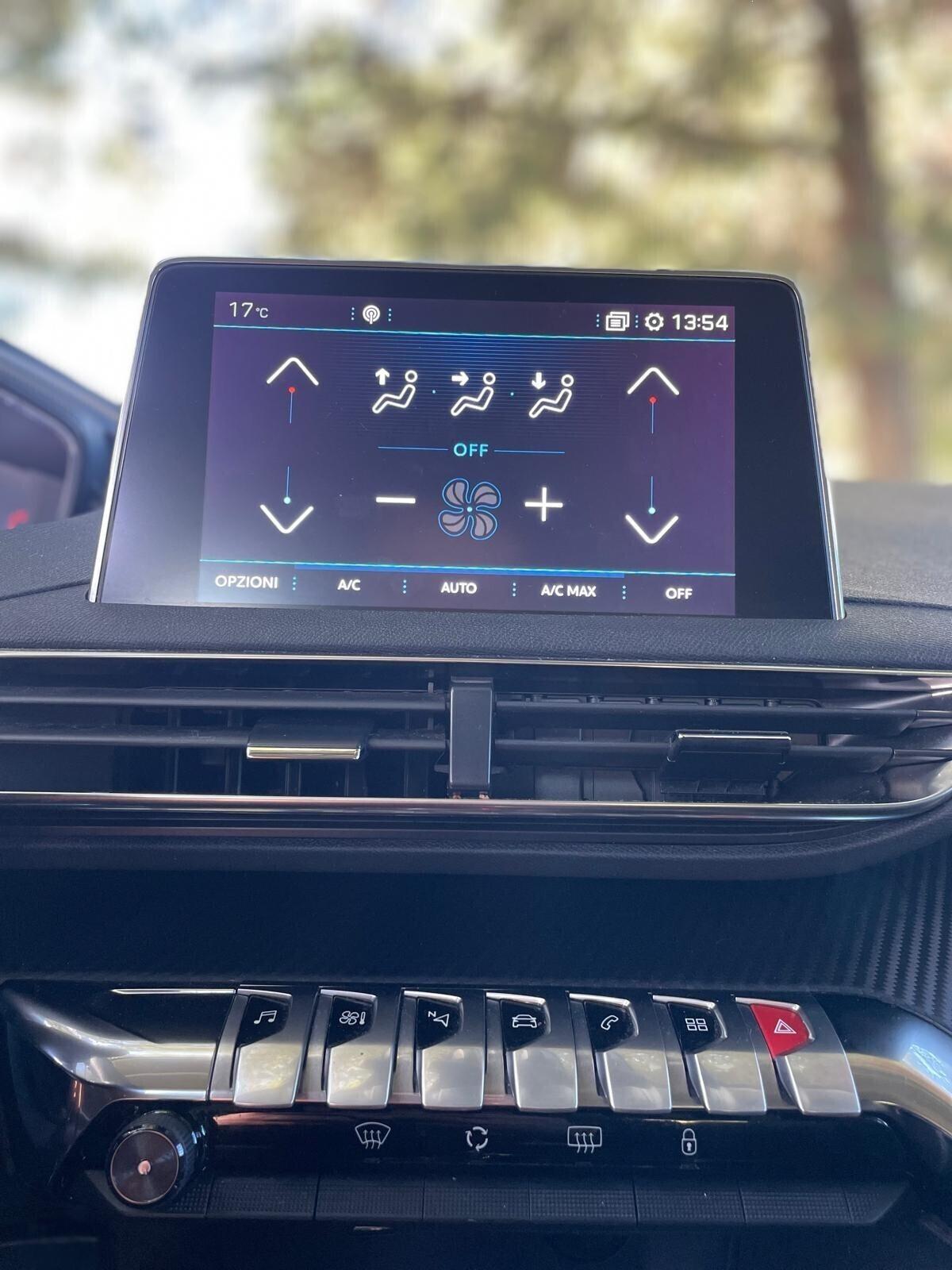 Peugeot 3008 BlueHDi 130 S&S EAT8 Allure