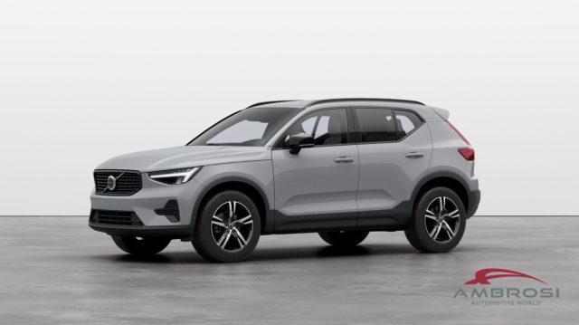 VOLVO XC40 B3 Mild hybrid Benzina Plus Dark