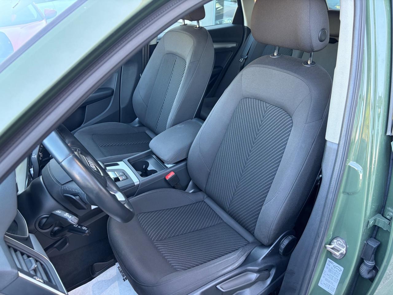 Audi Q5 50 TFSI e quattro S tronic Business