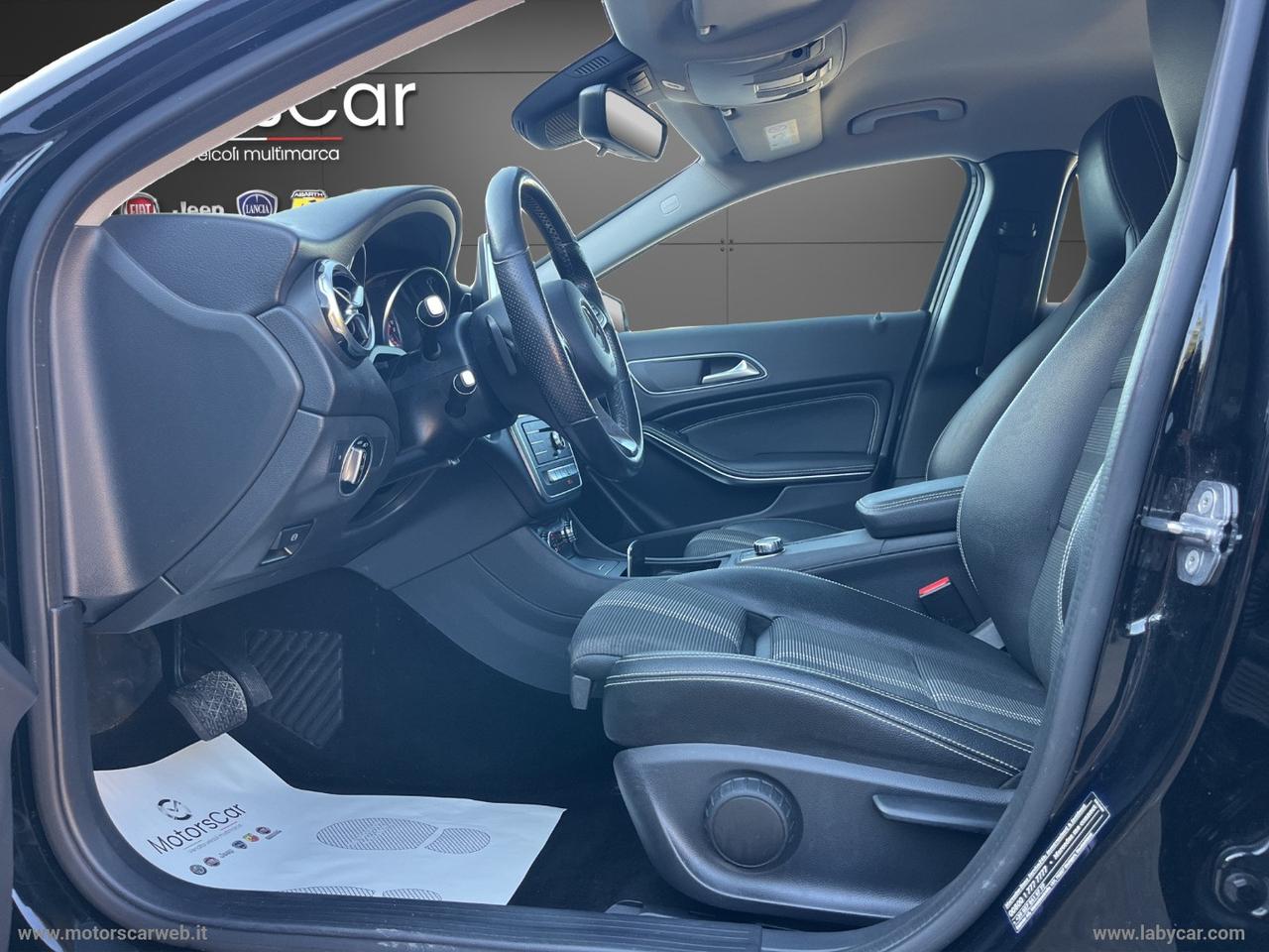 MERCEDES-BENZ GLA 200 Sport