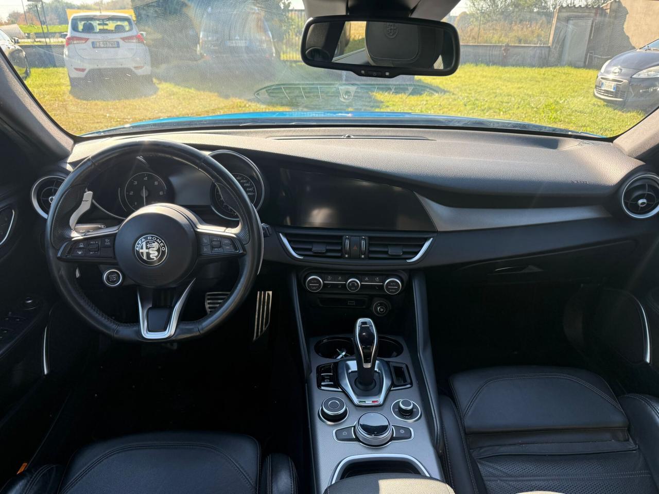 Alfa Romeo Giulia 2.2 210 CV AT8 AWD Q4 Veloce