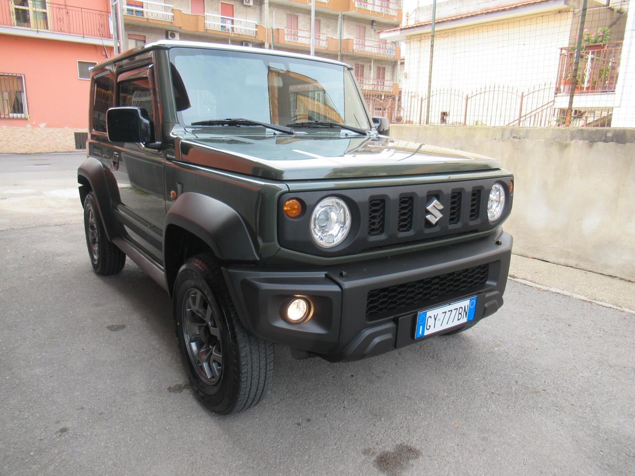 Suzuki Jimny 1.5 5MT Top