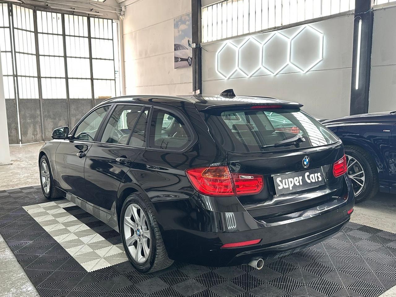 BMW 318d AUTOMATICO Touring Luxury NEOPATENTATI