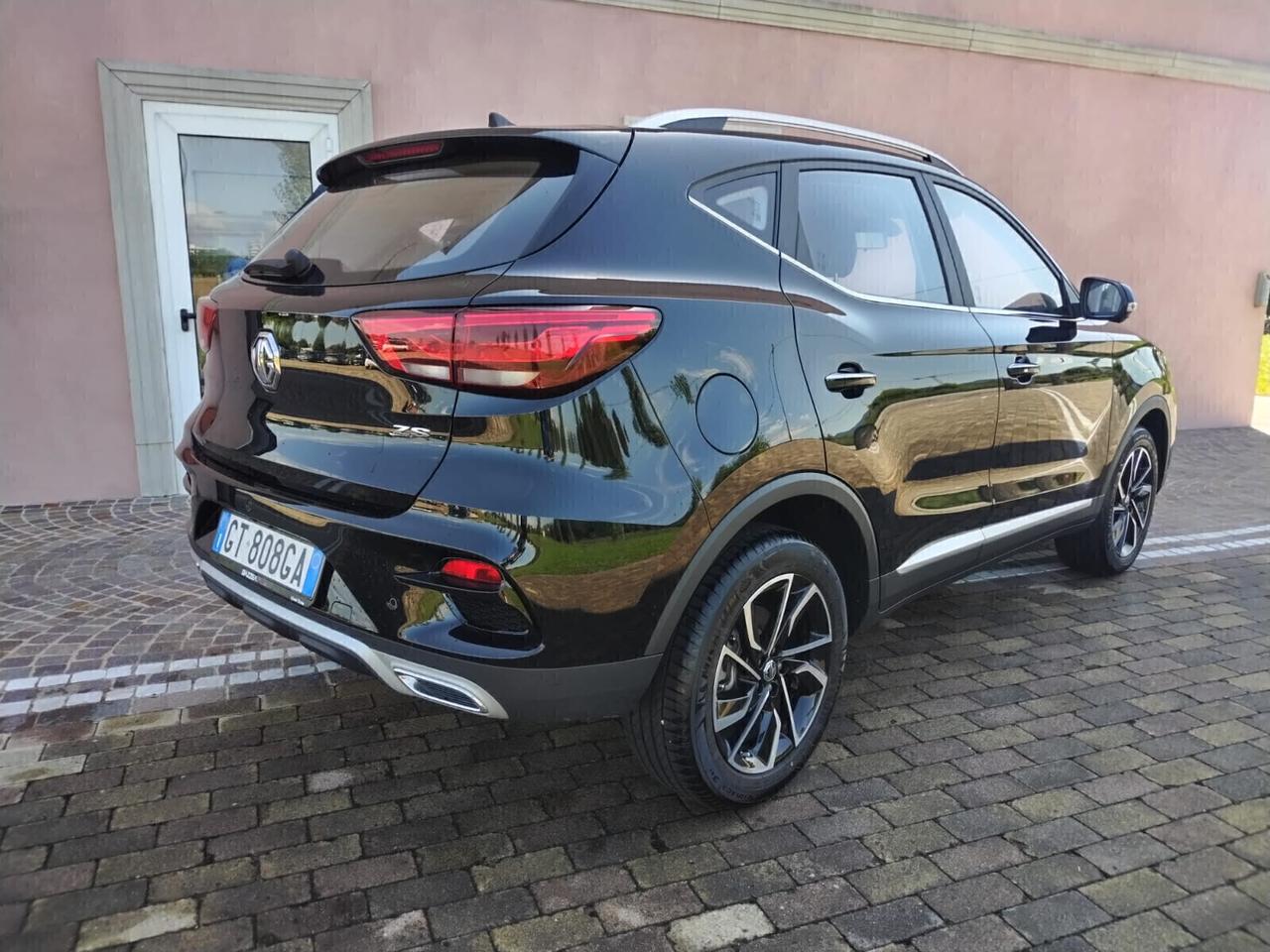 MG Mod. Luxury cambio automatico