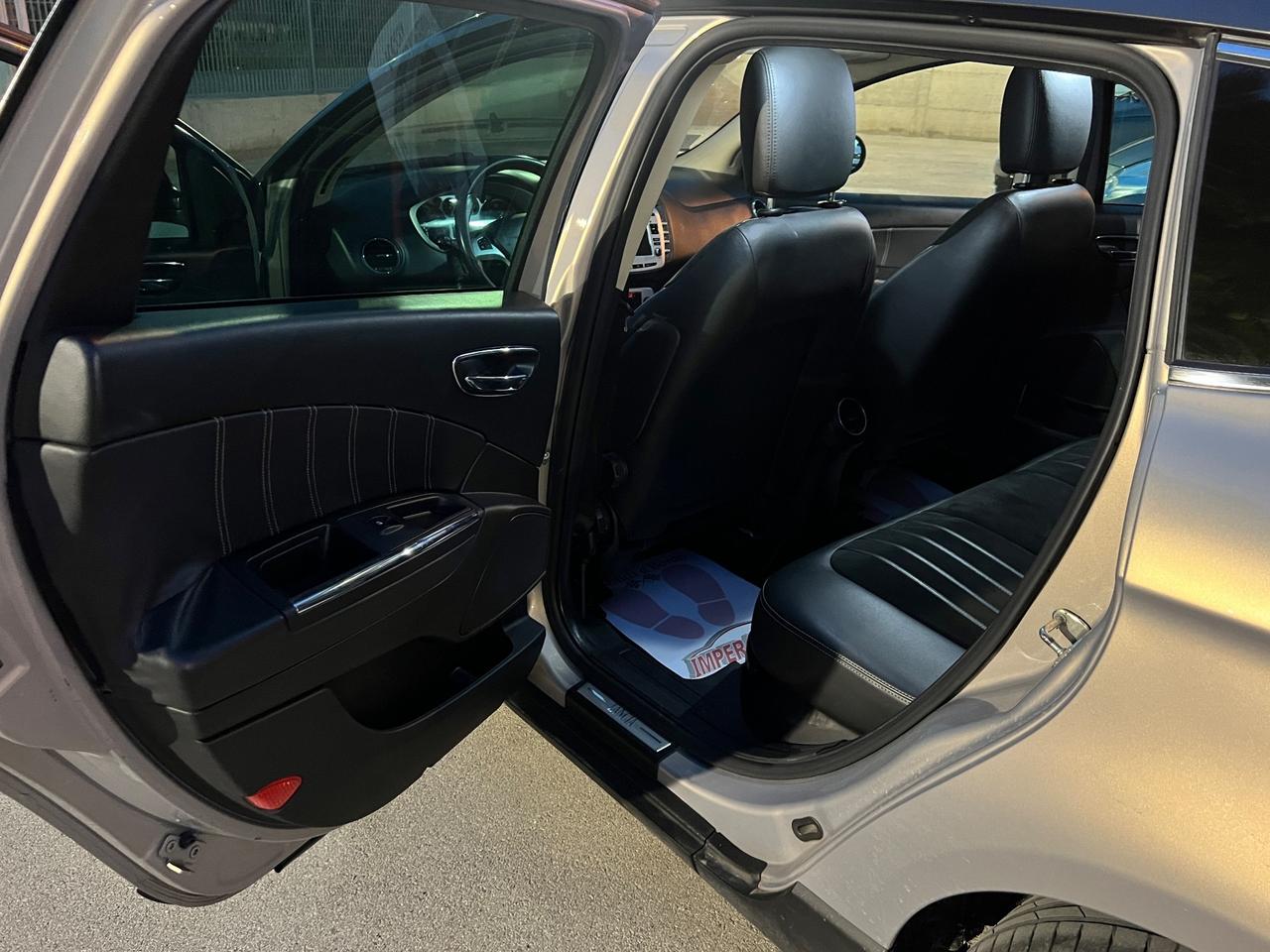 Lancia Delta 1.4 T-Jet 120 CV Platino Ecochic GPL