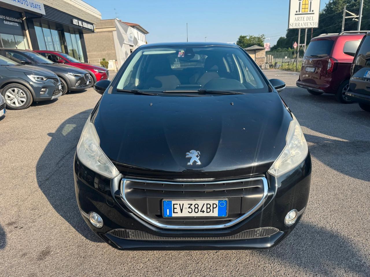 Peugeot 208 1.6 e-HDi 92 CV Stop&Start 5 porte Allure *NEOPATENTATI*