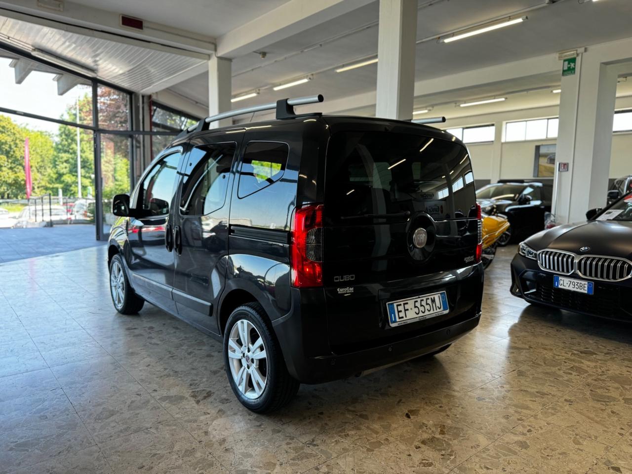 Fiat Qubo 1.4 8V Dynamic Metano 04/2011 Neopatentati