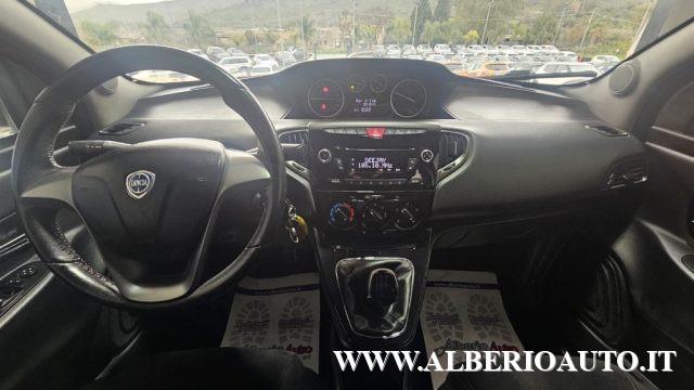 LANCIA Ypsilon 1.2 69 CV 5 porte Gold