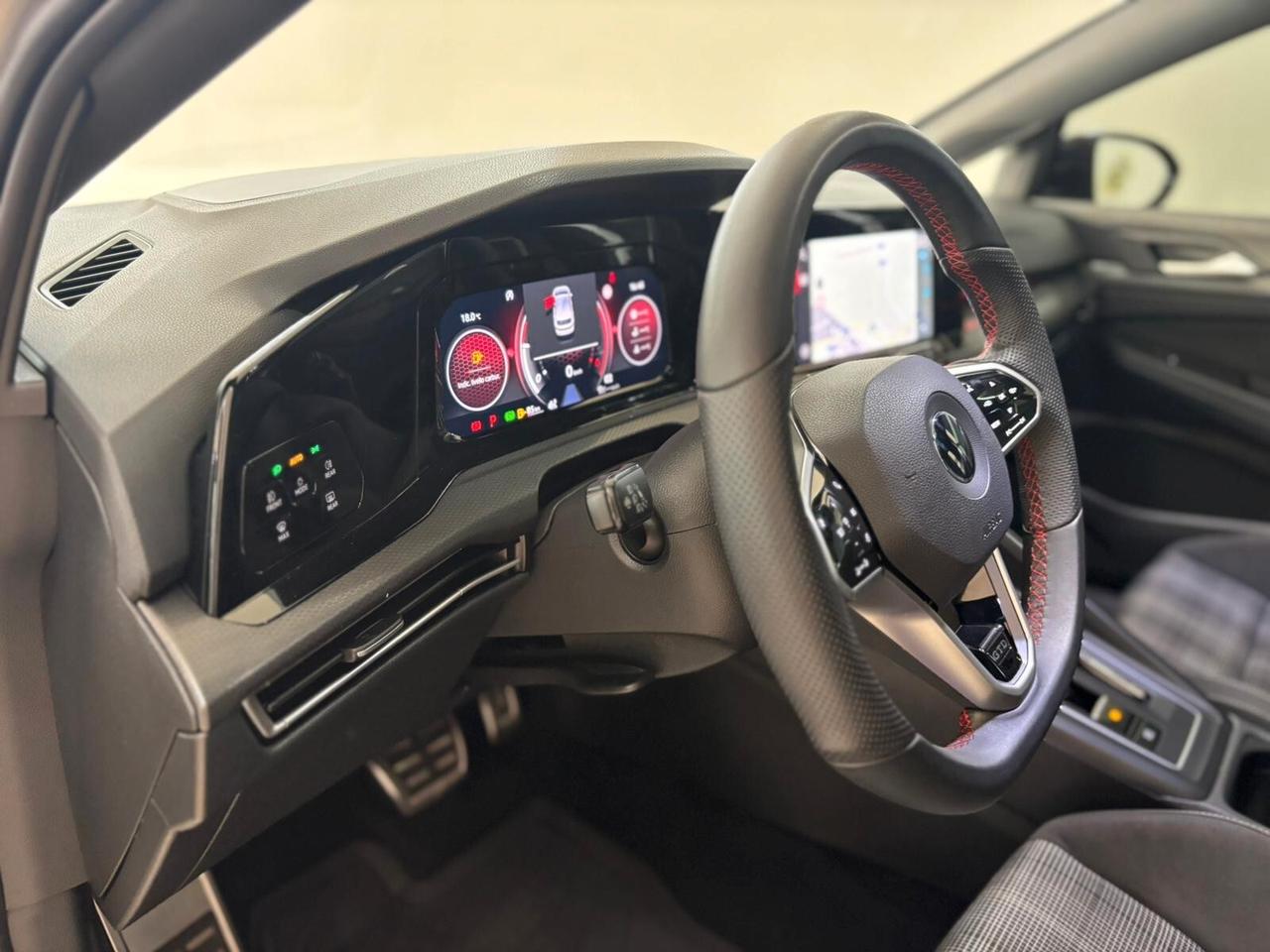 Volkswagen Golf 2.0 TDI DSG GTD
