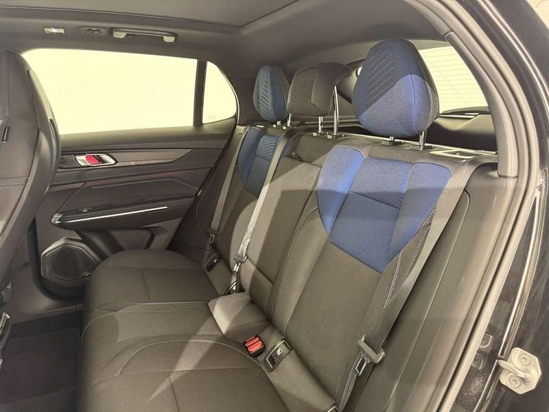 Lynk & Co 01 01 1.5 192KW PHEV DCT
