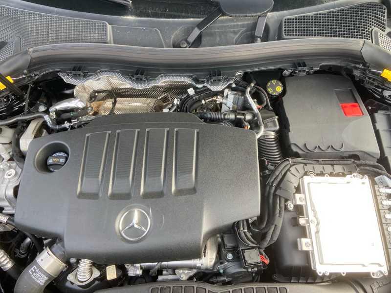 Mercedes-Benz GLA 180 d AMG Line Premium AuTo