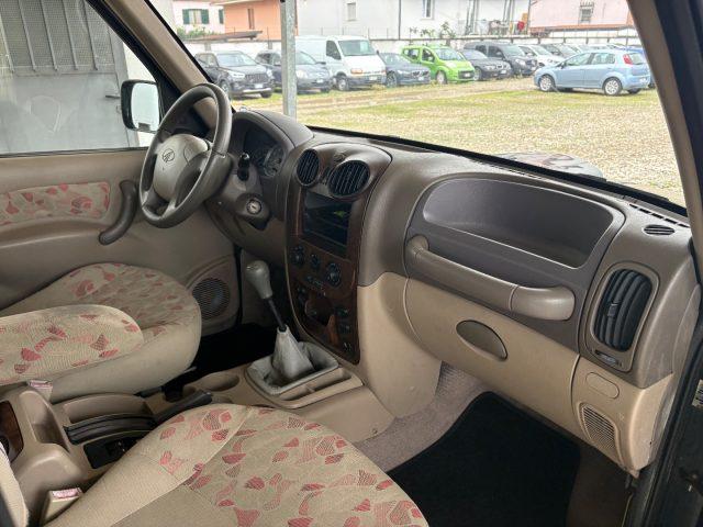 MAHINDRA Goa 2.5 CRDe 4WD 4X4 6 PSOTI KM E MOTORE ORIGINALI