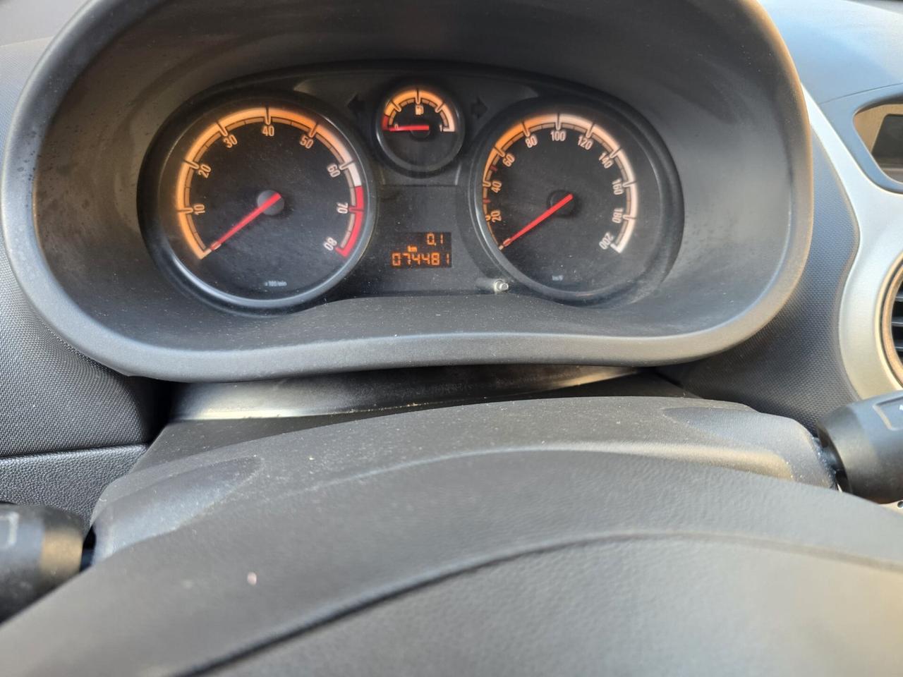 Opel Corsa 1.0 12V 3 porte Club con soli 70mila km possibilita 12 mesi garanzia