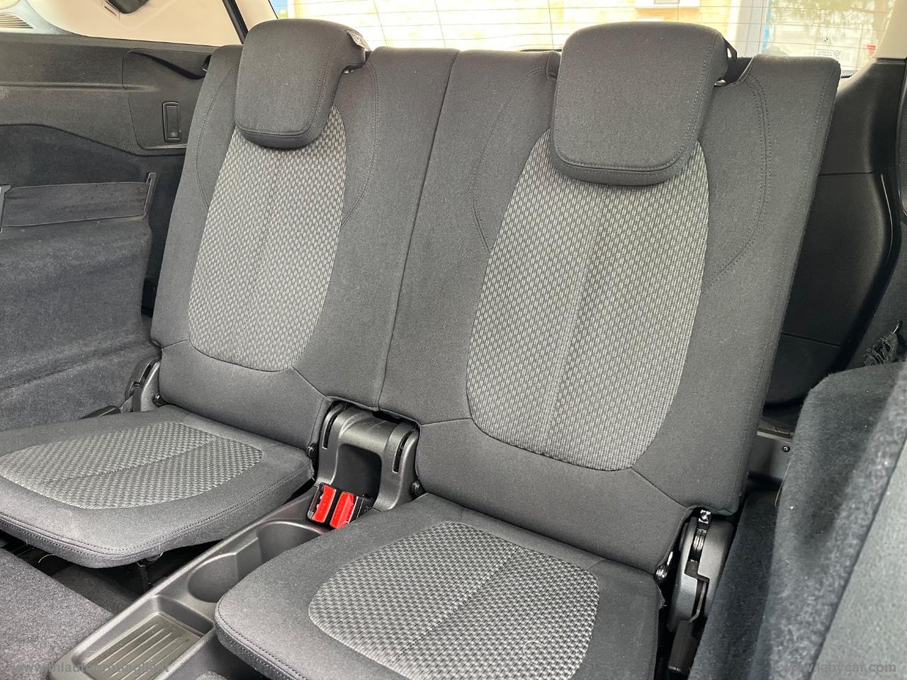 BMW 218d Gran Tourer Advantage