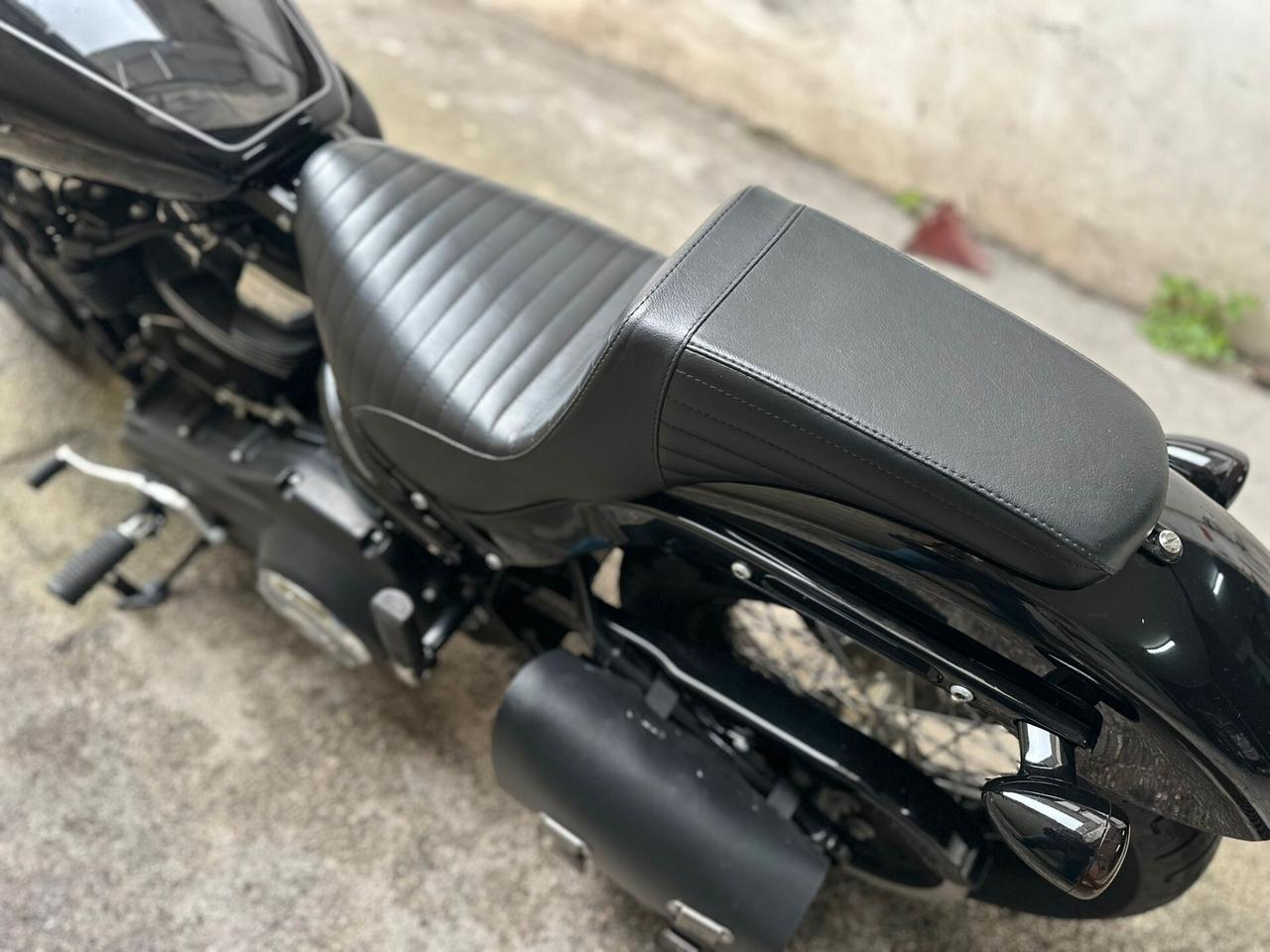 HARLEY-DAVIDSON SOFTAIL FXBB CRUISER