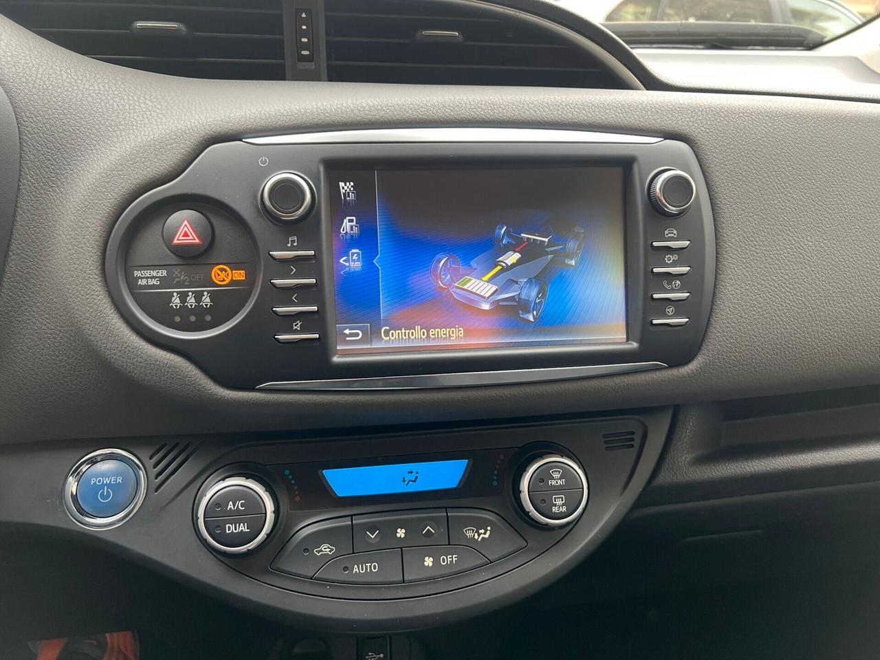 Toyota Yaris 1.5 Hybrid 5 porte Business