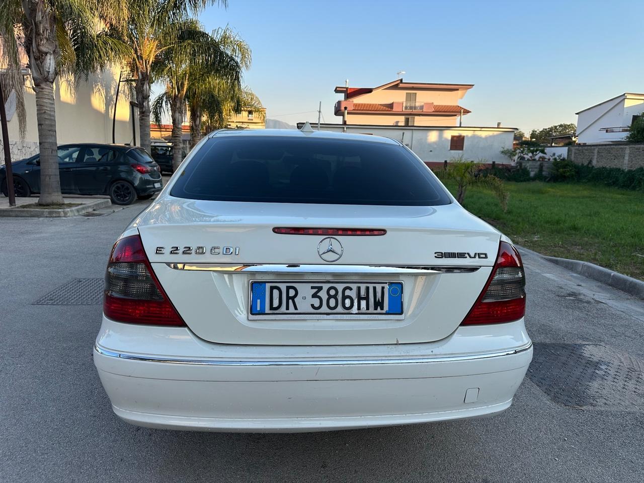 Mercedes-benz E 220 200 CDI cat EVO Elegance