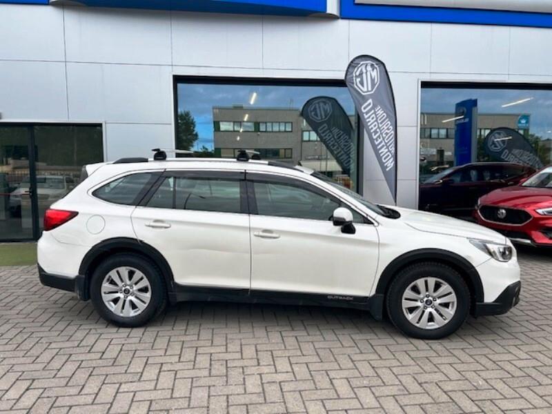 Subaru OUTBACK 2.0d Lineartronic Style - Unico proprietario - Gancio Traino -