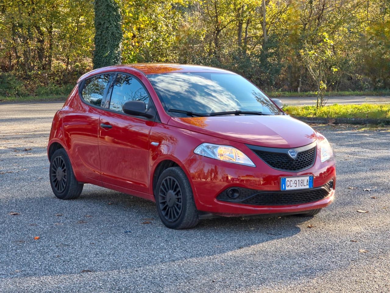 Lancia Ypsilon 1.0 FireFly 5 porte S&S Hybrid Ecochic Gold 2020-E6 Manuale NEO