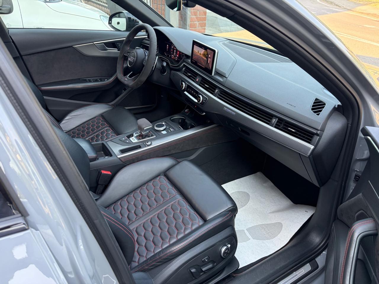 Audi rs4 avant