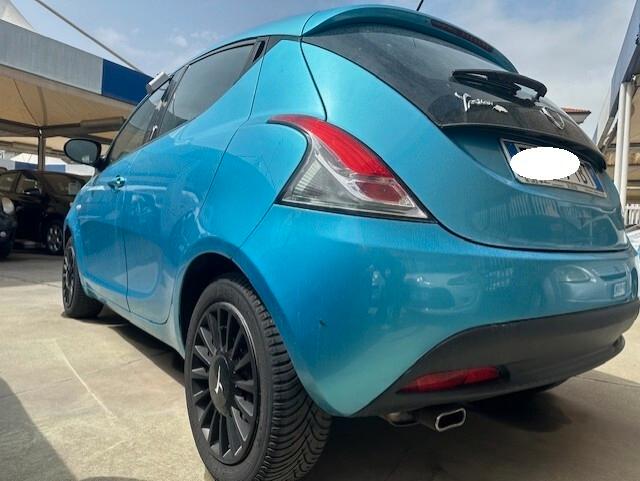 LANCIA YPSILON 1,3 MJ 95CV 2014