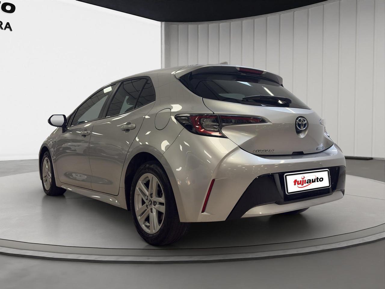 Toyota Corolla 1.8h Active cvt